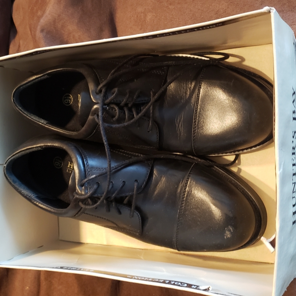 Hunters Bay Mens 9.5 Black Genuine Leather Cap Toe Oxfords Shoes.